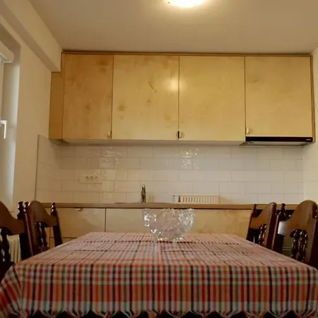 A Lovely Flat In Apartman *